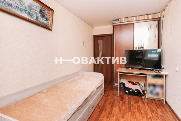
   Продам 3-комнатную, 56 м², Жуковского ул, 106/1

. Фото 4.