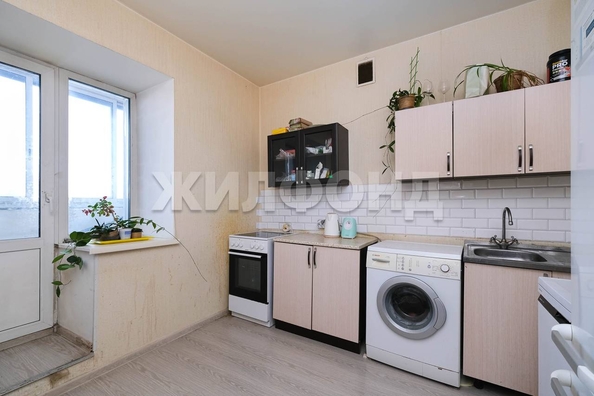 
   Продам 2-комнатную, 48 м², Сержанта Коротаева ул, 1

. Фото 12.