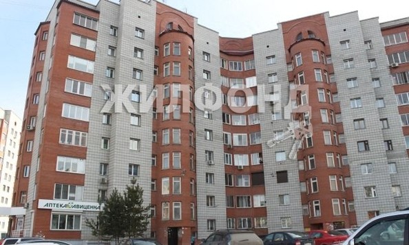 
   Продам 4-комнатную, 167 м², Краснообск, 219

. Фото 2.