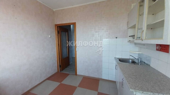 
   Продам 1-комнатную, 33.9 м², Абаканская ул, 4

. Фото 2.