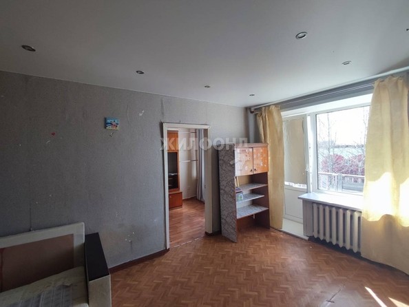 
   Продам 2-комнатную, 40.8 м², Серафимовича ул, 1/1

. Фото 2.