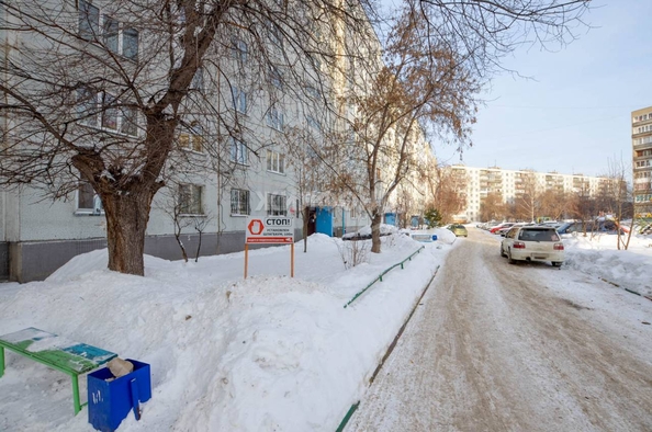 
   Продам 3-комнатную, 61.6 м², Макаренко ул, 9

. Фото 2.