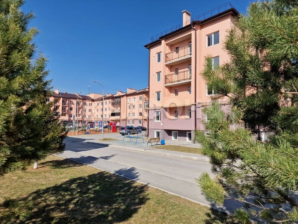 
   Продам 3-комнатную, 80.5 м², , 51

. Фото 1.