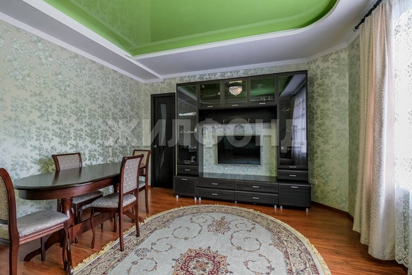 
   Продам 3-комнатную, 100.3 м², Стартовая ул, 4

. Фото 6.