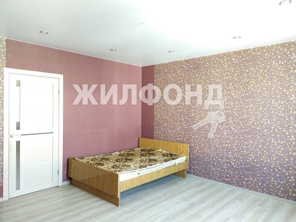
   Продам 3-комнатную, 71.9 м², Николая Сотникова ул, 21

. Фото 7.