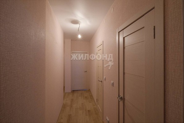 
   Продам 3-комнатную, 67.1 м², Петухова ул, 162

. Фото 8.