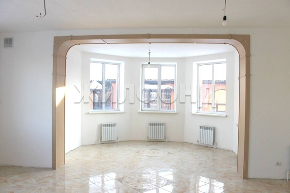 
   Продам дом, 253.1 м², Обь

. Фото 9.