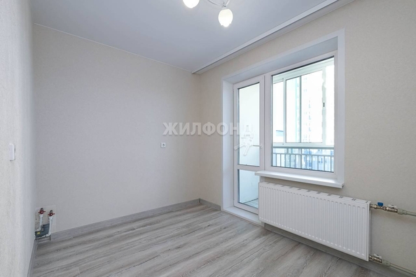 
   Продам 1-комнатную, 36.89 м², Рябиновая ул, 10

. Фото 6.