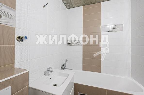 
   Продам 1-комнатную, 42.2 м², Дзержинского пр-кт, 34/2

. Фото 26.