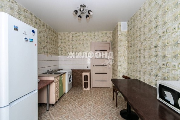 
   Продам 1-комнатную, 41 м², Дмитрия Шмонина ул, 3

. Фото 3.