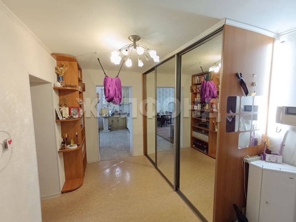
  Продается 3-комн. квартира, 68.4 м², Пархоменко ул, д. 102
. Фото 8.