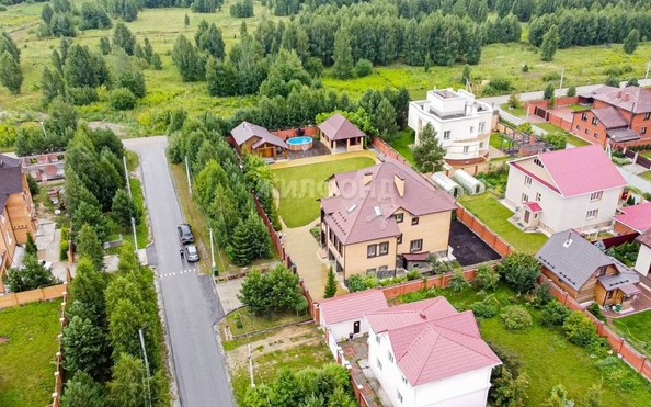 
   Продам дом, 560 м², Новосибирск

. Фото 8.