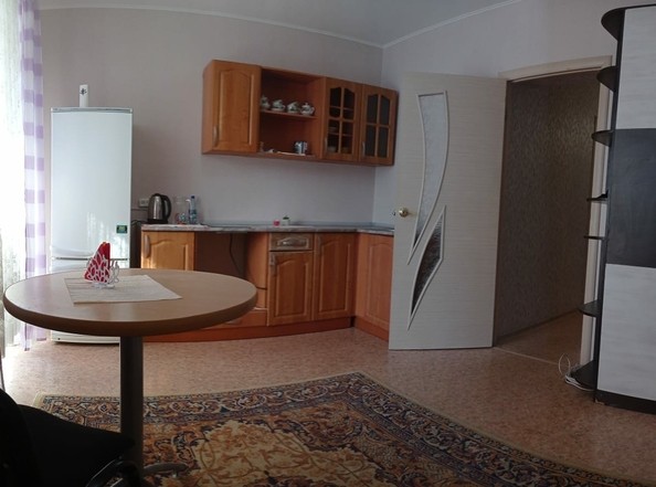 
  Сдам в аренду 1-комнатную квартиру, 36 м², Новосибирск

. Фото 1.