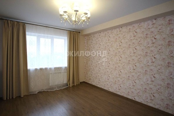 
   Продам 3-комнатную, 85.2 м², Адриена Лежена ул, 17

. Фото 17.