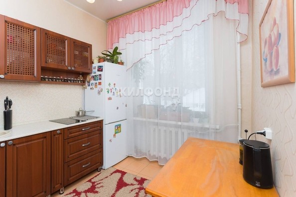 
   Продам 2-комнатную, 55.9 м², Богдана Хмельницкого ул, 29/2

. Фото 10.