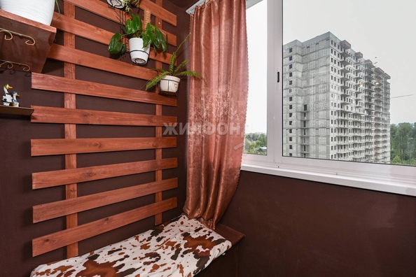 
   Продам 3-комнатную, 59.5 м², Объединения ул, 96/1

. Фото 5.