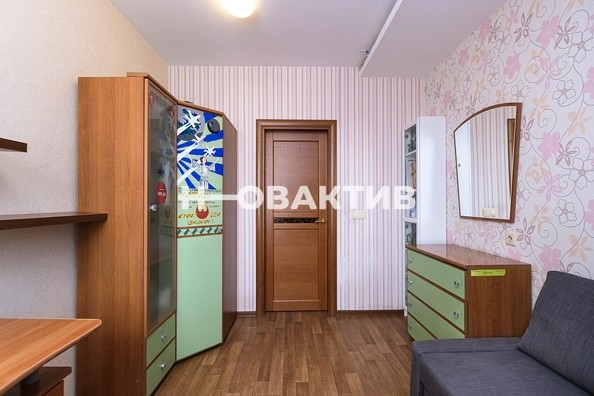 
   Продам 4-комнатную, 126.8 м², Бориса Богаткова ул, 65

. Фото 25.