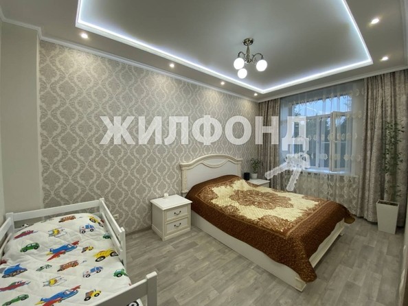 
   Продам 2-комнатную, 56 м², Пархоменко ул, 4

. Фото 1.