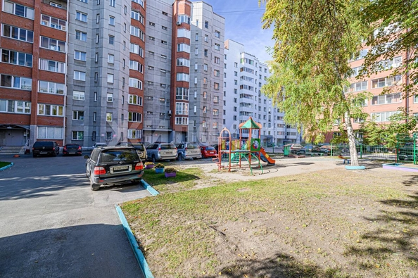 
  Продается 3-комн. квартира, 95.7 м², Ленинградская ул, д. 101/1
. Фото 8.