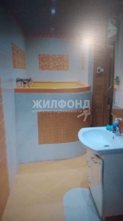 
  Сдам в аренду 4-комнатную квартиру, 130 м², Новосибирск

. Фото 1.