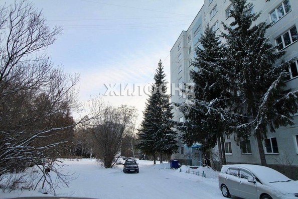 
   Продам 1-комнатную, 33.9 м², Краснообск, 6

. Фото 4.