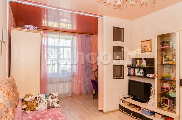 
   Продам 2-комнатную, 59.5 м², Авиастроителей ул, 8

. Фото 3.