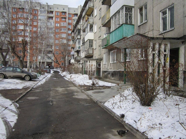 
   Продам 4-комнатную, 61.8 м², Крылова ул, 57

. Фото 4.