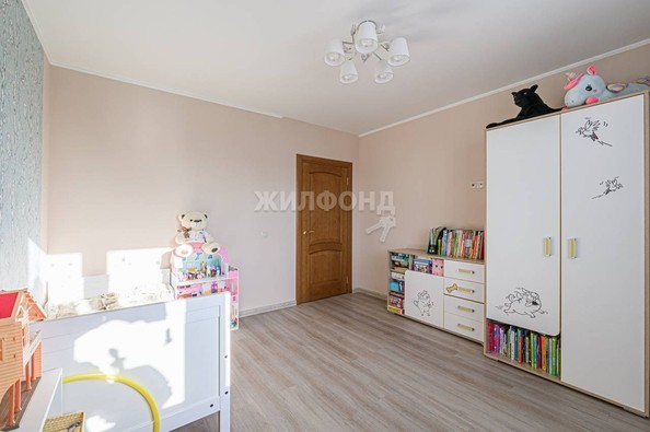 
   Продам 3-комнатную, 84 м², Лескова ул, 19

. Фото 15.