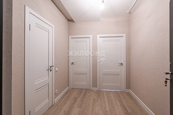 
   Продам 2-комнатную, 37.1 м², Междуреченская ул, 3

. Фото 23.