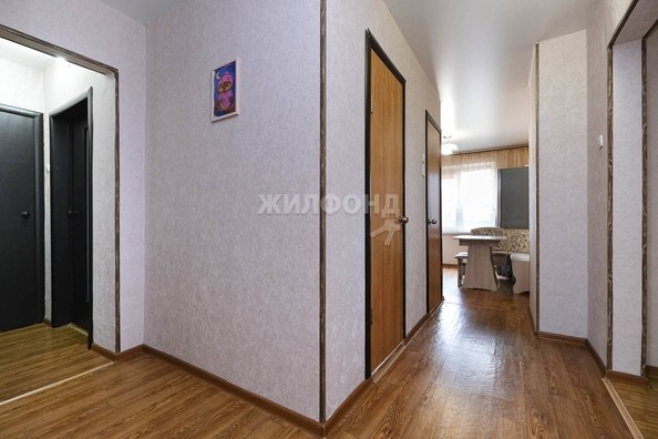
   Продам 4-комнатную, 76.3 м², Лазурная ул, 22

. Фото 5.
