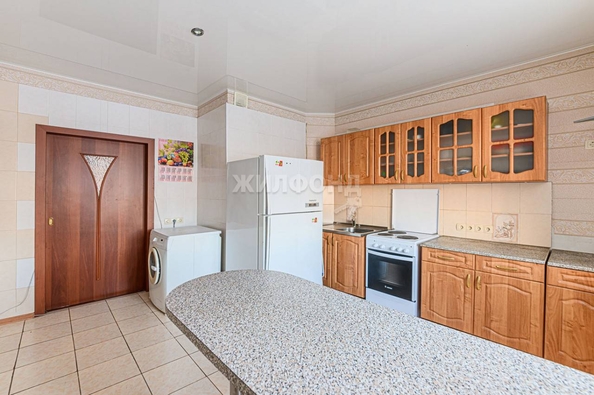 
   Продам 1-комнатную, 44.8 м², Краснообск, 226

. Фото 4.