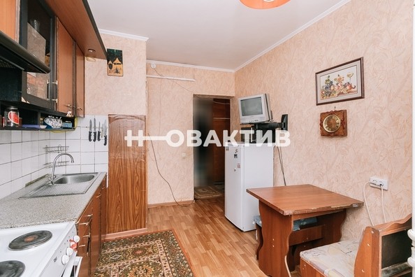 
   Продам 3-комнатную, 63 м², Иванова ул, 28А

. Фото 8.