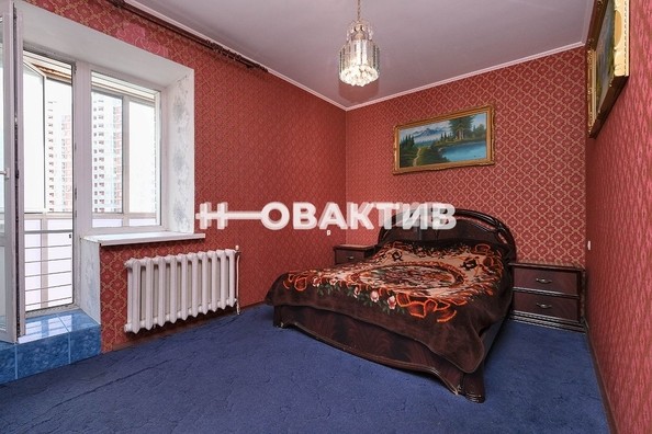 
   Продам 2-комнатную, 52.1 м², Жуковского ул, 108

. Фото 2.