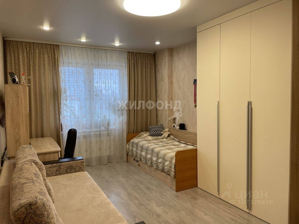 
   Продам 2-комнатную, 57.5 м², Сибирская ул, 42

. Фото 9.