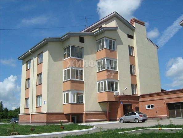 
   Продам 3-комнатную, 122.1 м², 5-й микрорайон, 1

. Фото 6.