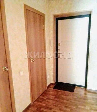 
   Продам 1-комнатную, 29.8 м², Маяковского ул, 1/1

. Фото 1.