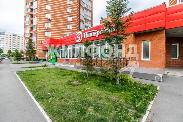 
   Продам 2-комнатную, 61.4 м², В. Высоцкого ул, 43

. Фото 12.