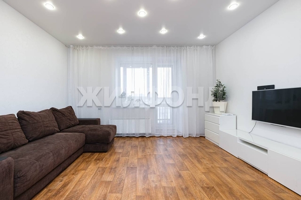 
   Продам 2-комнатную, 72.5 м², Фрунзе ул, 71/1

. Фото 14.