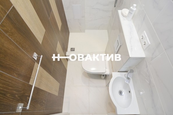 
   Продам 3-комнатную, 87.5 м², Красный пр-кт, 222/3

. Фото 7.