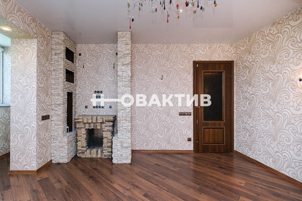 
   Продам 2-комнатную, 50 м², В. Высоцкого ул, 50/3

. Фото 7.