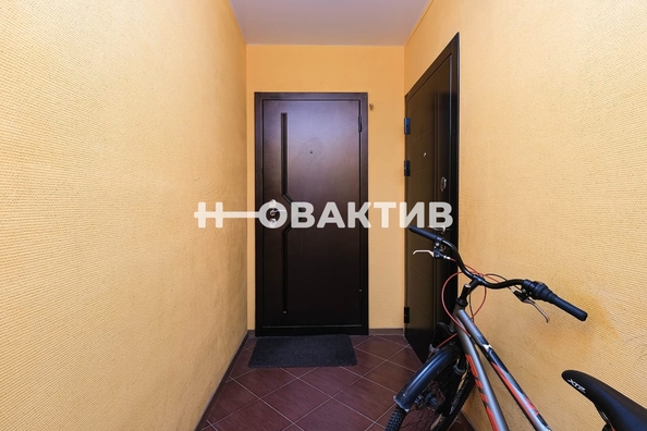 
   Продам 2-комнатную, 50 м², В. Высоцкого ул, 50/3

. Фото 19.