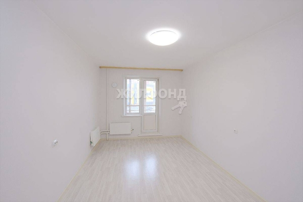 
   Продам 1-комнатную, 41.7 м², Петухова ул, 99/1

. Фото 3.