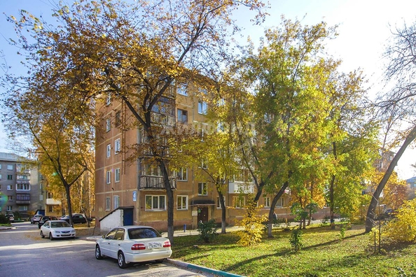 
   Продам 2-комнатную, 43.6 м², Ватутина ул, 45

. Фото 23.