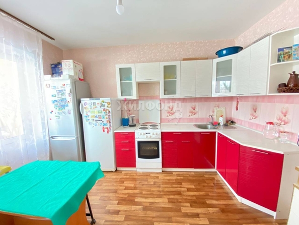 
   Продам 3-комнатную, 73.3 м², Приморская ул, 10/1

. Фото 1.