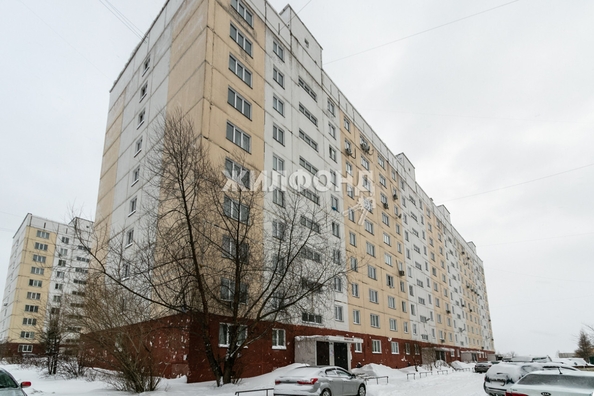 
   Продам студию, 32.5 м², В. Высоцкого ул, 64

. Фото 2.