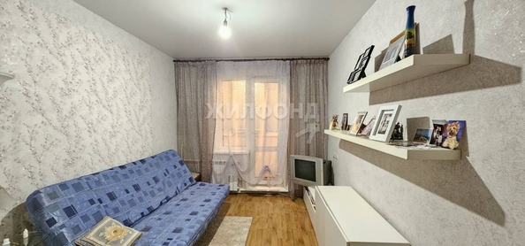 
   Продам 4-комнатную, 77.3 м², В. Высоцкого ул, 13

. Фото 3.