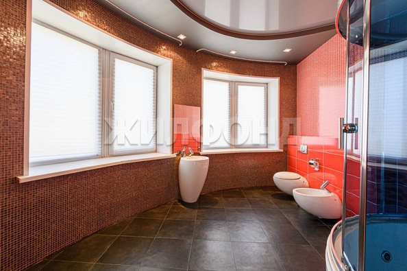 
   Продам дом, 745 м², Ленинское село

. Фото 15.