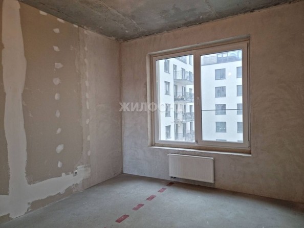 
   Продам 4-комнатную, 92.6 м², Большевистская ул, 88

. Фото 11.