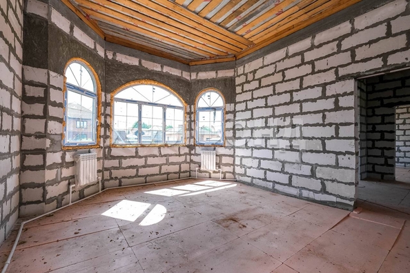 
   Продам дом, 183.2 м², Каменка село

. Фото 2.