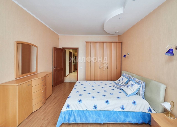 
   Продам 4-комнатную, 130.1 м², Дачная ул, 21/2

. Фото 2.